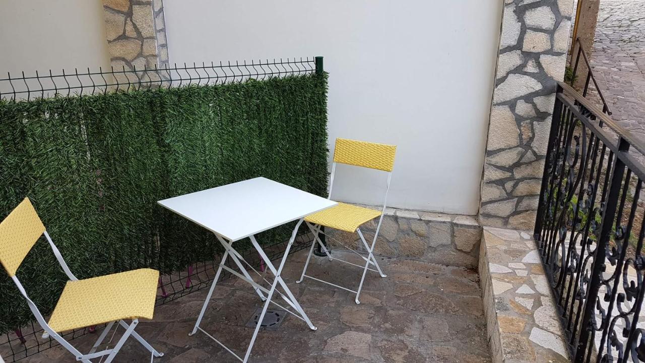 Къщата С Чешмата Apartment Veliko Tarnovo Luaran gambar
