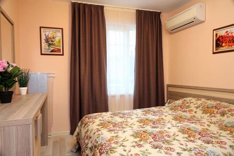 Къщата С Чешмата Apartment Veliko Tarnovo Luaran gambar